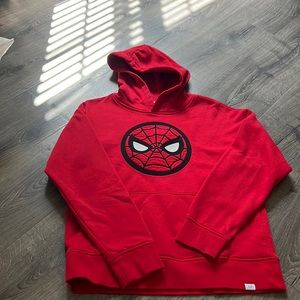 GAP BOYS Spider-Man  🕷️ RED MARVEL hoodie GAP- NEW ( tried on once)